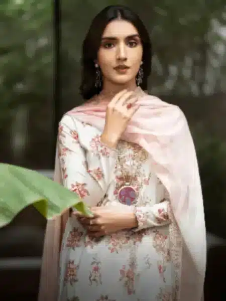 Exquisite Pakistani Embroidered Lawn Salwar kameez Collection